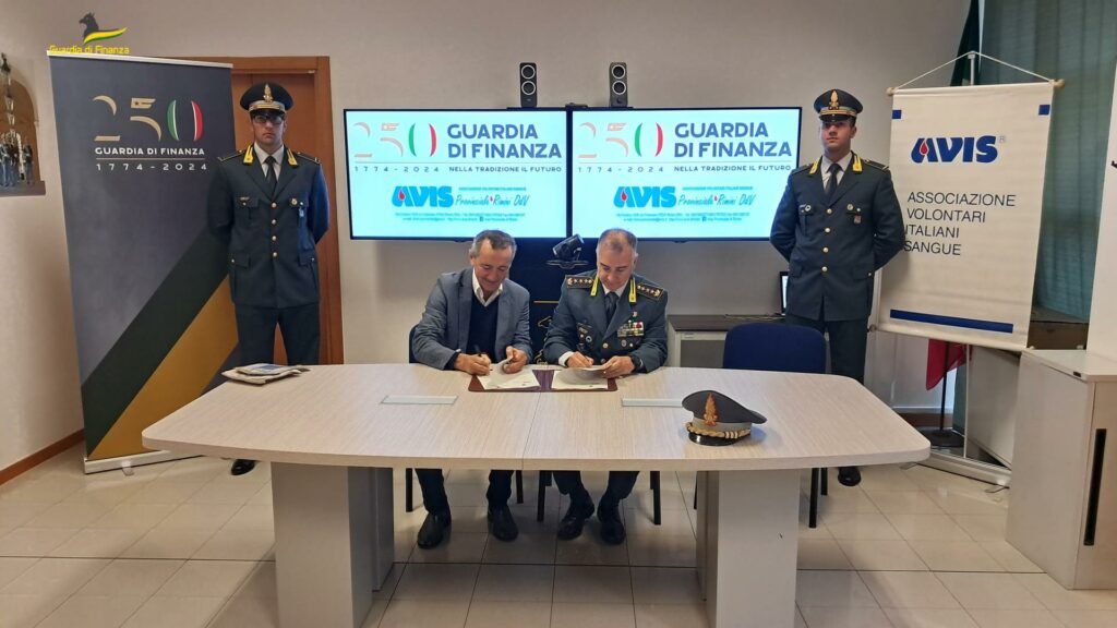 adn24 rimini | collaborazione tra guardia di finanza e avis per promuovere la donazione di sangue