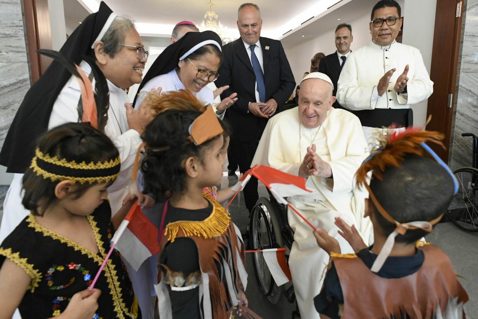 adn24 papa francesco la fede non sia manipolata per accrescere lodio