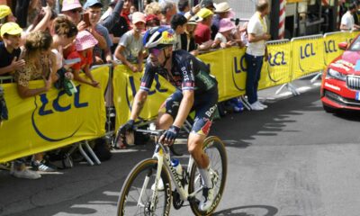 adn24 alla vuelta roglic vince la 19^ tappa torna in maglia roja