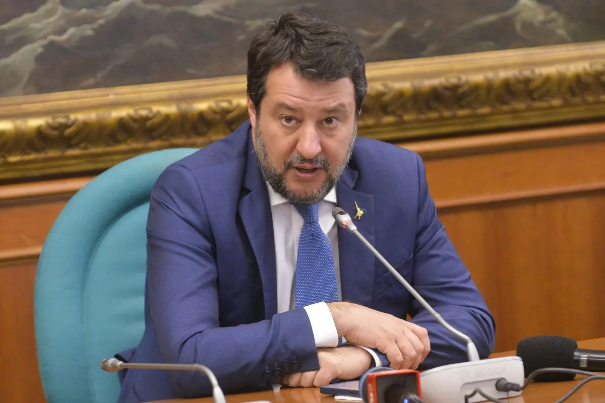 adn24 open arms la procura di palermo chiede 6 anni per salvini