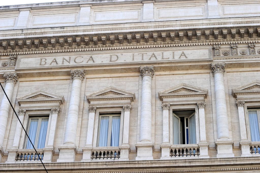 adn24 bankitalia a luglio il debito pubblico cala di 11 mld rispetto giugno