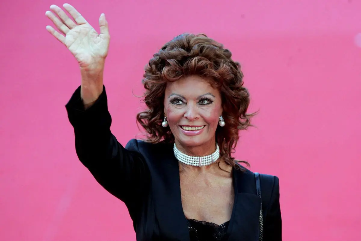 adn24 sophia loren i 90 anni di una diva