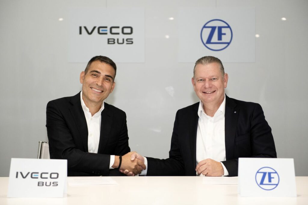 adn24 iveco bus e zf rafforzano collaborazione sulla mobilità elettrica