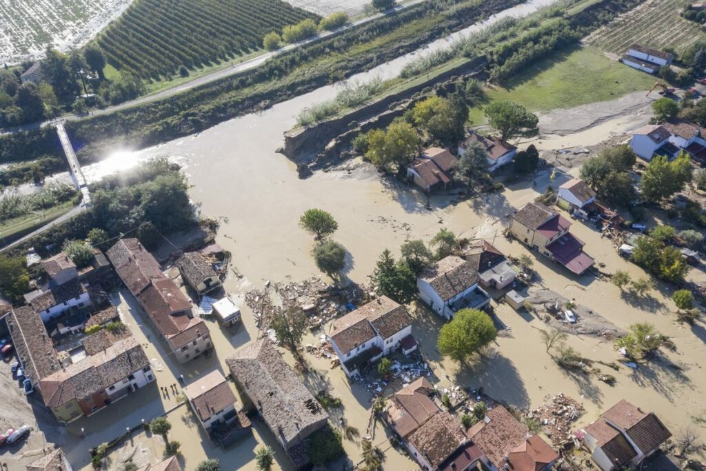 adn24 maltempo emilia romagna e marche governo dichiara lo stato di emergenza