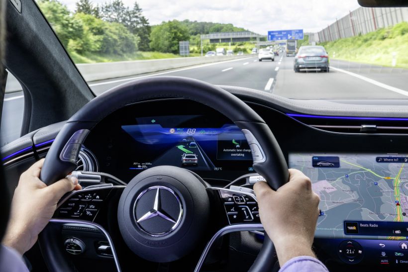 adn24 da mercedes benz nuovo drive pilot per guida automatizzata