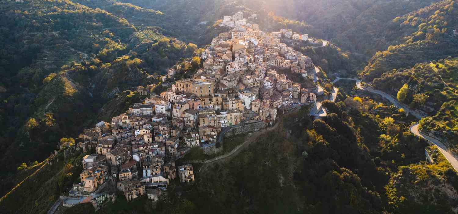 adn24 piccoli borghi | progetto casea1euro sono 7 i borghi che hanno promosso la proposta