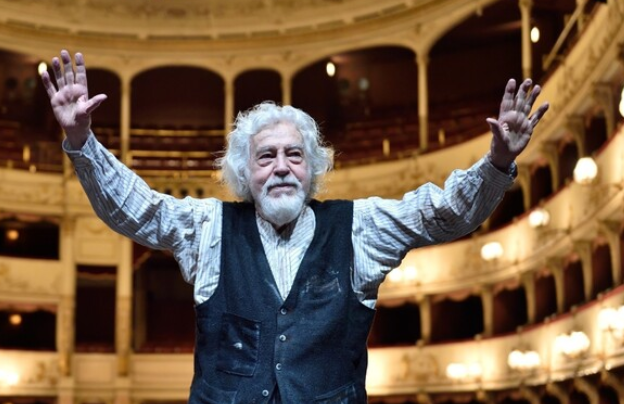 adn24 addio a glauco mauri scompare una leggenda del teatro italiano