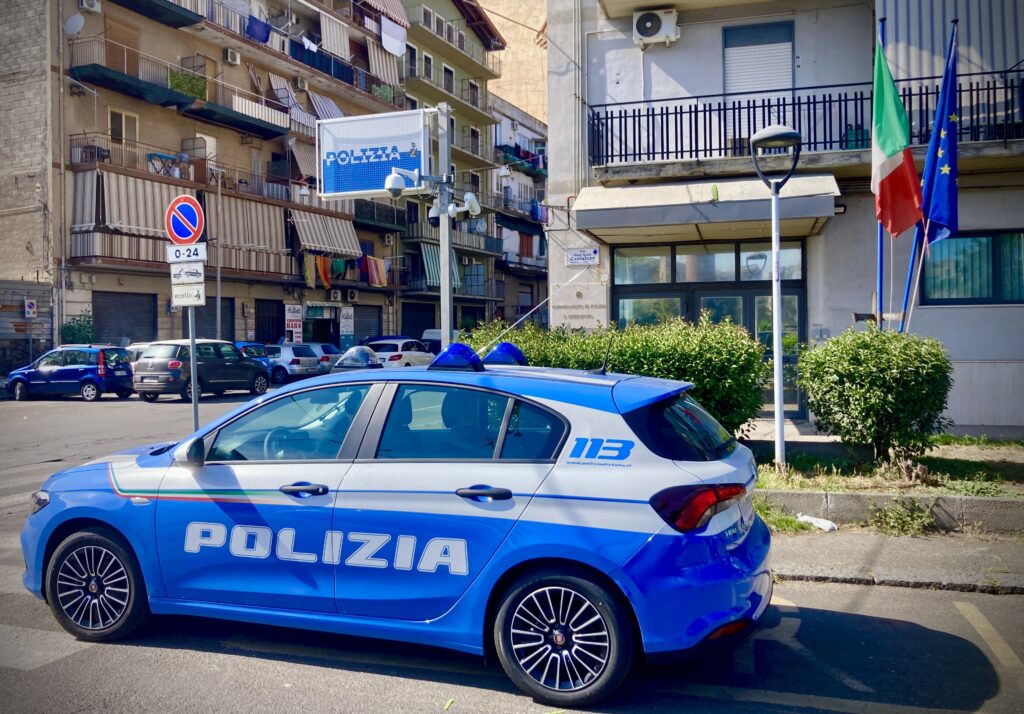 adn24 catania | controlli nel quartiere san cristoforo denunciato 53enne per evasione dagli arresti domiciliari