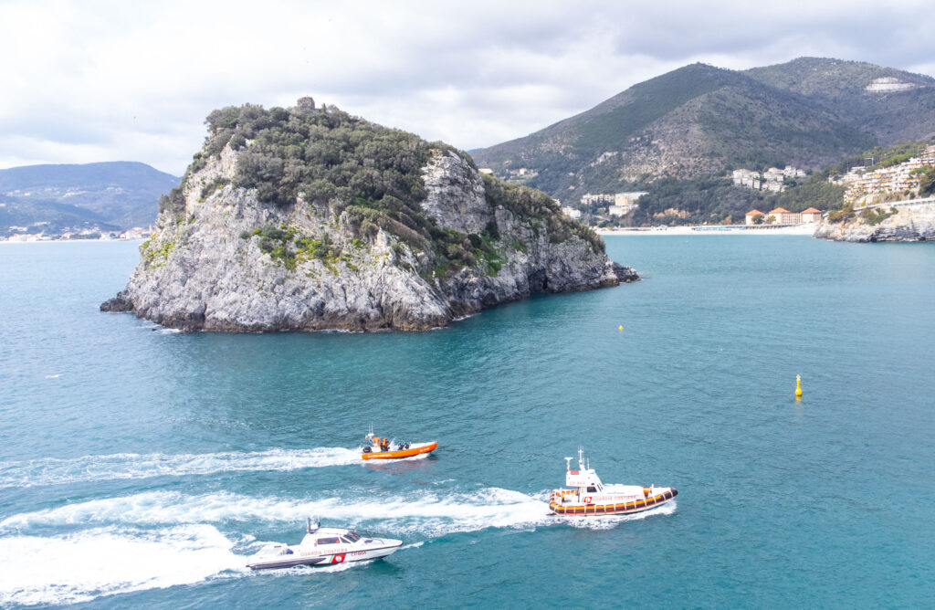 adn24 bergeggi sv | subacquei e diportisti scorretti multati dalla guardia costiera