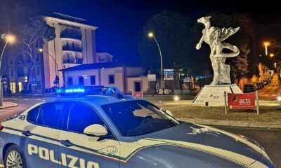 adn24 terni | uomo armato di coltello causa panico in un bar arrestato