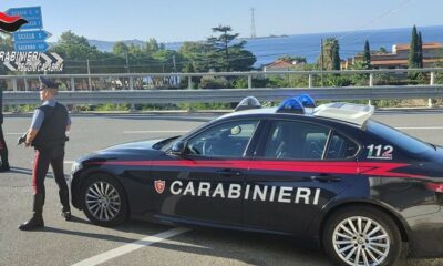 adn24 inseguimento e arresto a villa san giovanni rc un uomo in manette per resistenza a pubblico ufficiale