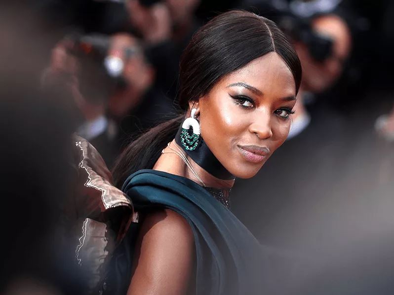 adn24 naomi campbell nel mirino accusata di malversazione di fondi benefici