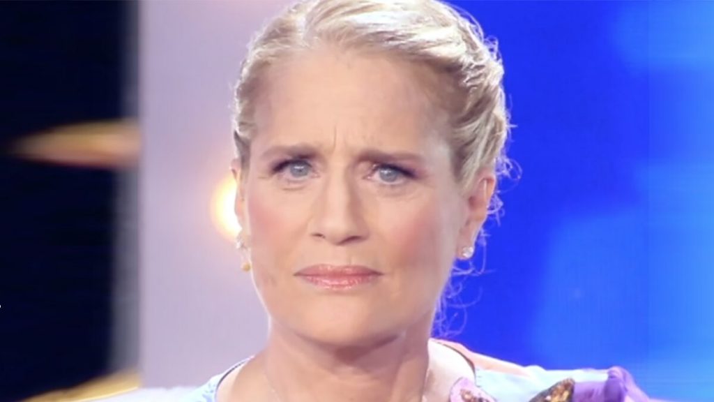 adn24 heather parisi fortemente infastidita spiega perchè non parla della sua vita privata