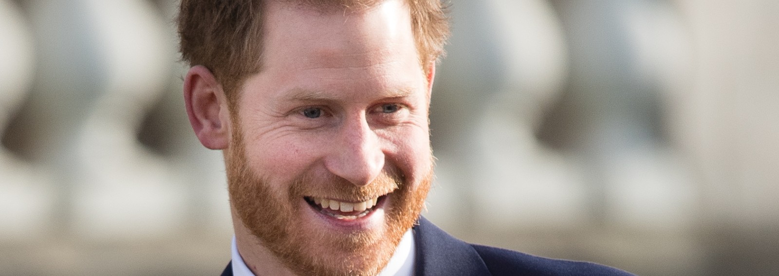 adn24 londra | il principe harry alla cerimonia di premiazione di wellchild senza meghan