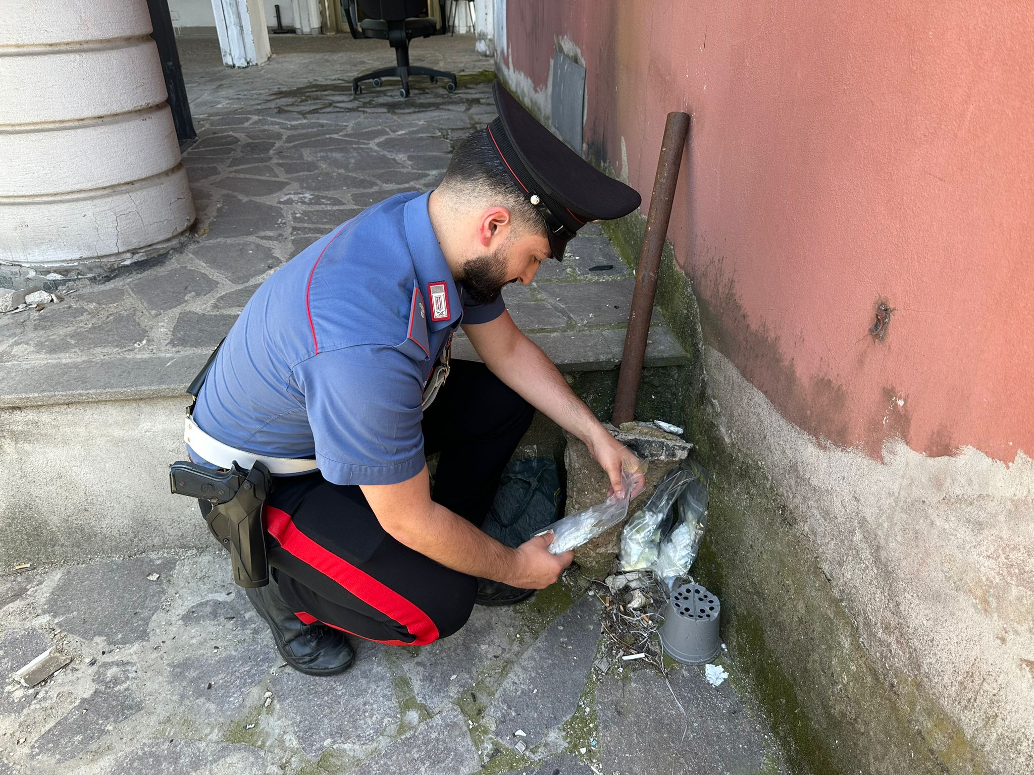 adn24 roma | operazione antidroga dei carabinieri porta a 14 arresti