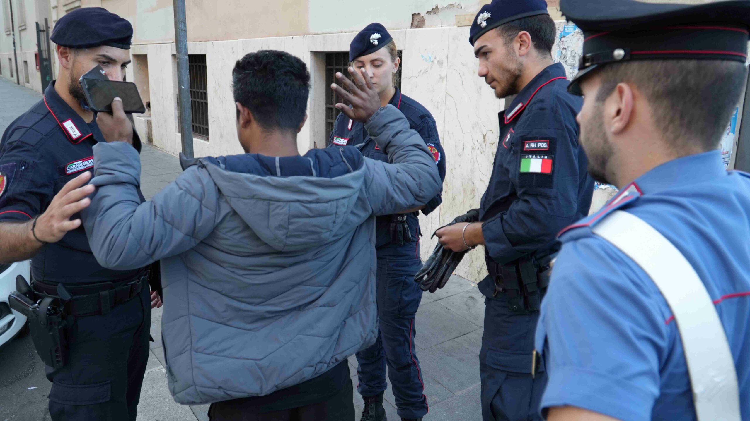 adn24 roma | operazione di controllo dei carabinieri quattro arresti e dieci denunce