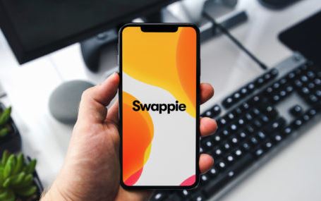 adn24 la rivoluzione di swappie iphone ricondizionati sempre più green