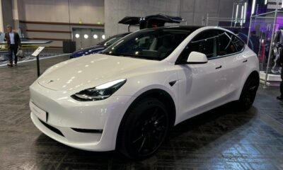 adn24 tesla model y a 7 posti arriva in italia maggiore spazio e versatilità