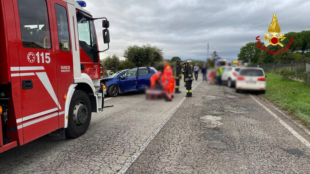 adn24 senigallia av | incidente stradale coinvolte sei auto