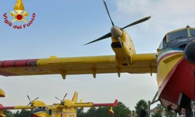 adn24 emergenza incendi boschivi in grecia intervento aereo dallitalia