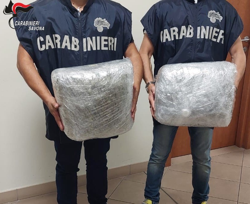 adn24 pietra ligure sv | sequestrati 10 chili di marijuana due arresti