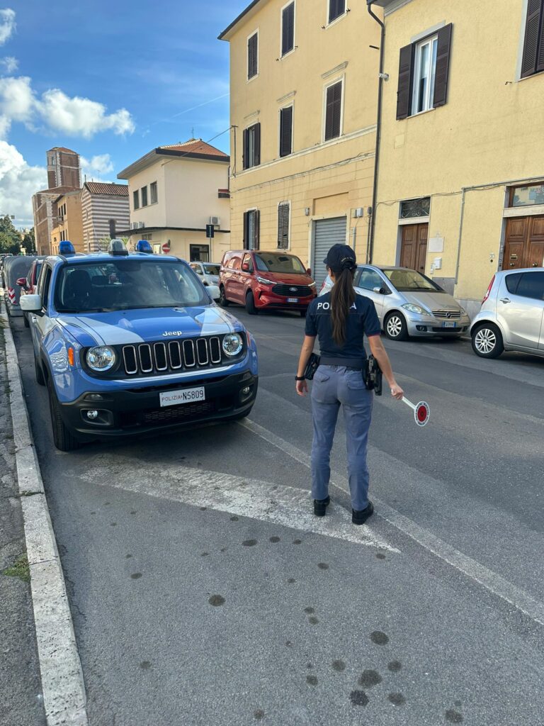 adn24 grosseto | controllo dellufficio immigrazione eseguiti cinque rimpatri