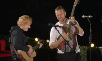 adn24 ed sheeran e il frontman dei coldplay chris martin si sono esibiti insieme a sorpresa