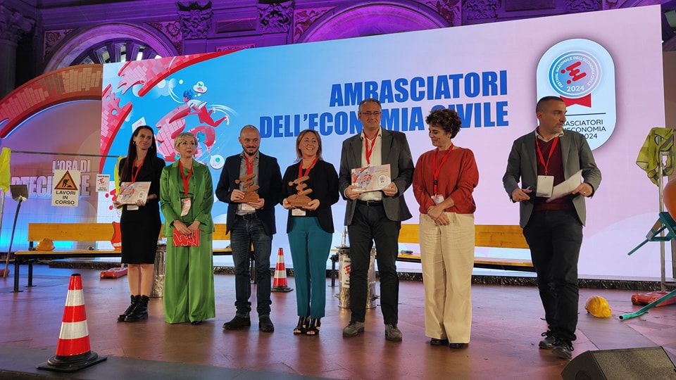 adn24 firenze presenta il manifesto dei giovani per una nuova economia civile