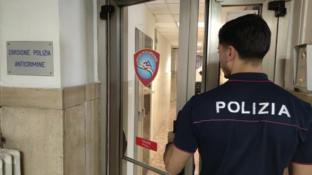 adn24 roma | confiscati beni a un esponente di una cosca calabrese