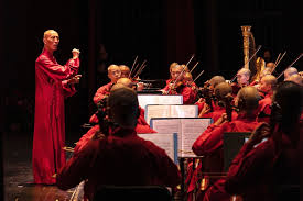 adn24 lorchestra sinfonica jinghui guangxuan un viaggio musicale tra tradizione e spiritualità