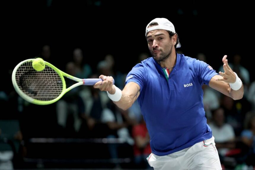 adn24 italiani in campo al rolex shanghai masters berrettini e cobolli pronti a brillare musetti in attesa